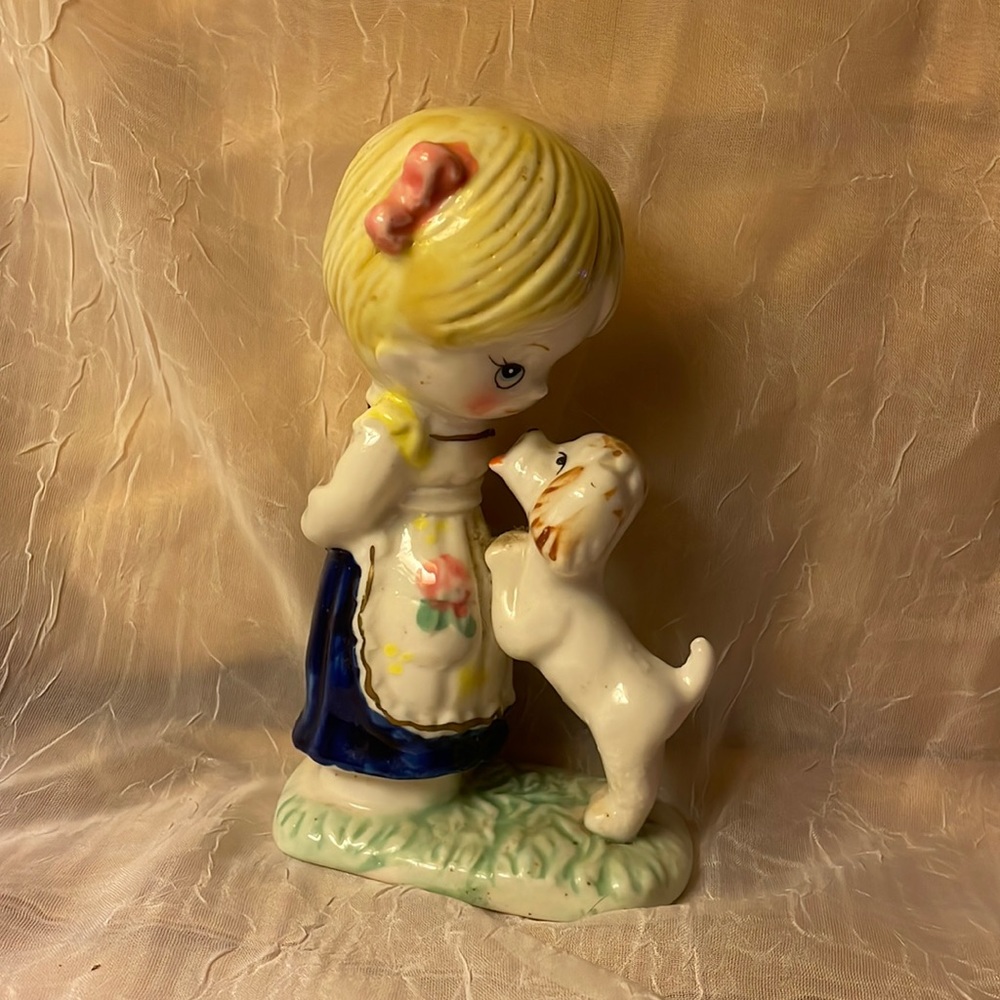 Blonde Girl w/pink bows & puppy kissing dog vintage ceramic glazed figurine